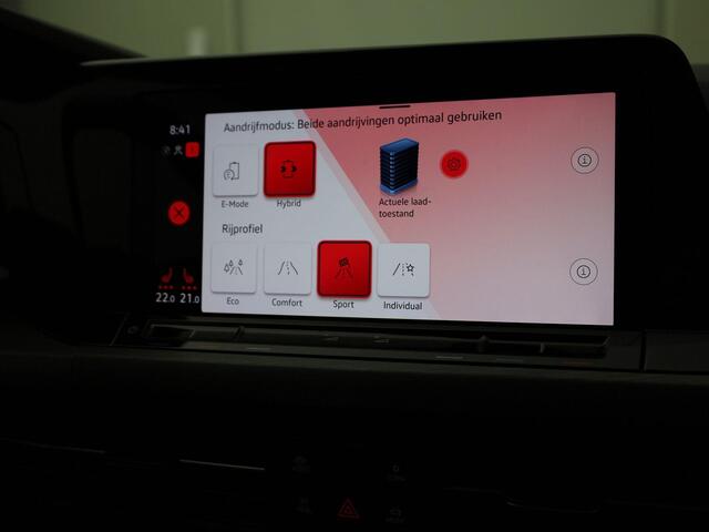 Volkswagen GOLF 1.4eHybrid 150kW/204PK Style DSG · Navigatie · Massagefunctie · Apple/Android Car Play · Elektrische stoelverstelling ·