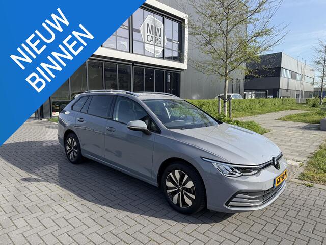 Volkswagen GOLF Variant 1.0 TSI Life