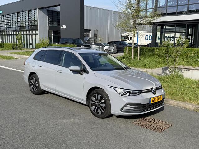 Volkswagen GOLF Variant 1.0 TSI Life