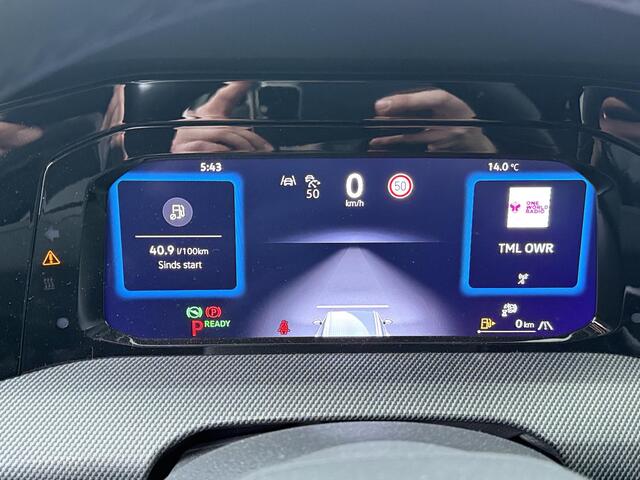 Volkswagen GOLF Variant R-Line-Edition 1.5 eTSI 85 kW / 116 pk Variant 7 v ersn. DSG | LED Matrix | Assistance Plus pakket |