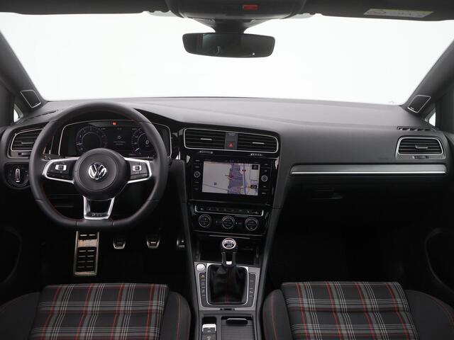 Volkswagen GOLF 2.0 TSI GTI Performance 245pk PANODAK|STANDKACHEL|DYNAUDIO|LED|19INCH|CAMERA|WINTERPACK