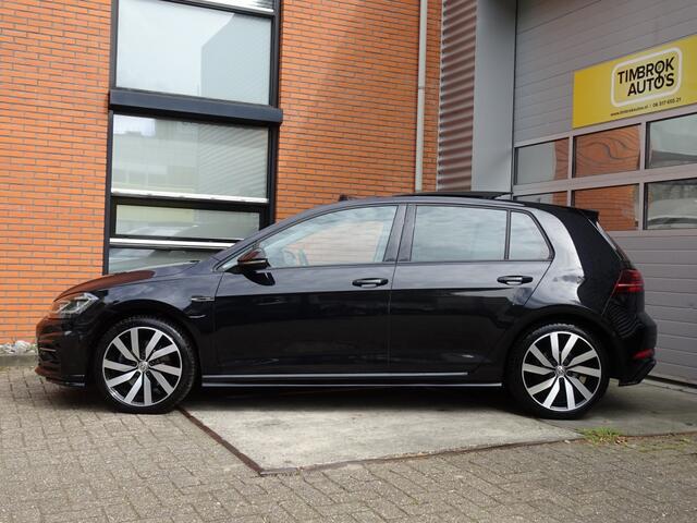 Volkswagen GOLF 1.5 TSI DSG 150pk Highl.Bns.R-Line *Schuifdak/Leer/Trekhaak/Deal