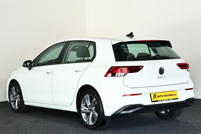 Volkswagen GOLF 1.0 TSI Style / LED / CarPlay / 17 inch