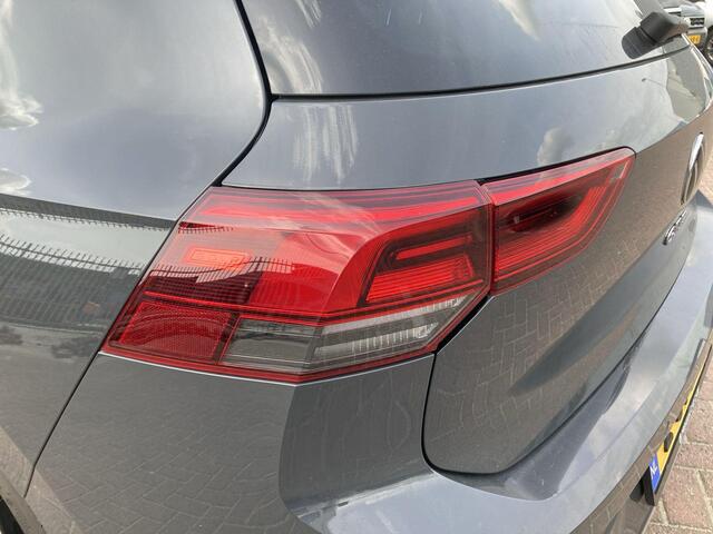 Volkswagen GOLF 1.4 eHybrid 180kW/245PK DSG GTE · Panoramadak · Apple/Android Car Play · Navigatie · Stoelverwarming ·