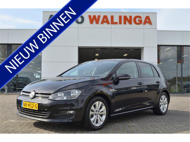 Volkswagen GOLF 1.0 TSI Connected Series Camera | Carplay | Navigatie | Nl Auto! 1é eigenaar. Sport Stoelen | Sportonderstel |
