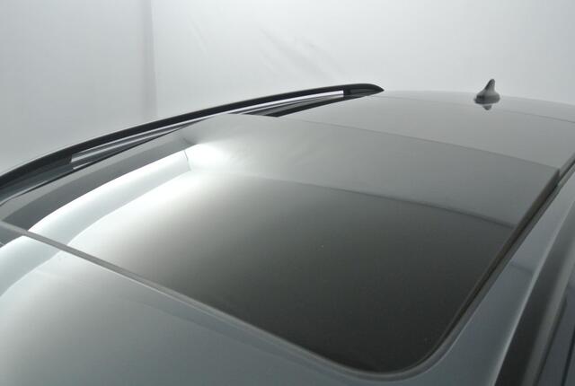 Volkswagen GOLF Variant 1.5 eTSI 150pk DSG R-Line | Harman/Kardon | Panoramadak | Trekhaak |