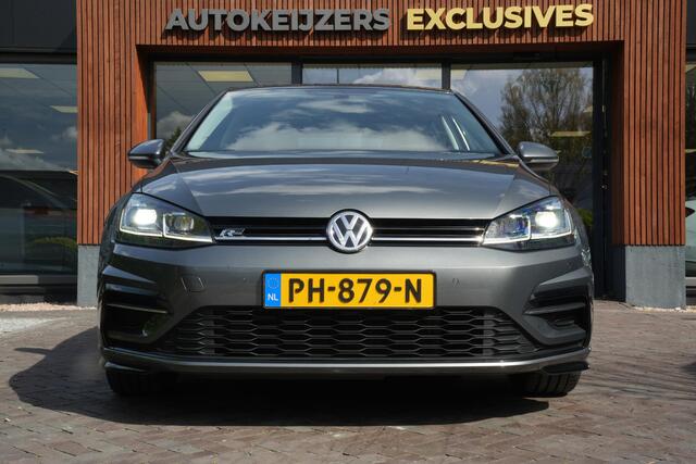 Volkswagen GOLF 1.4 TSI Highline R-line ext, Digitale dash Botsherkenning Hillhold Adaptive cruise Parkeersensoren voor + achter