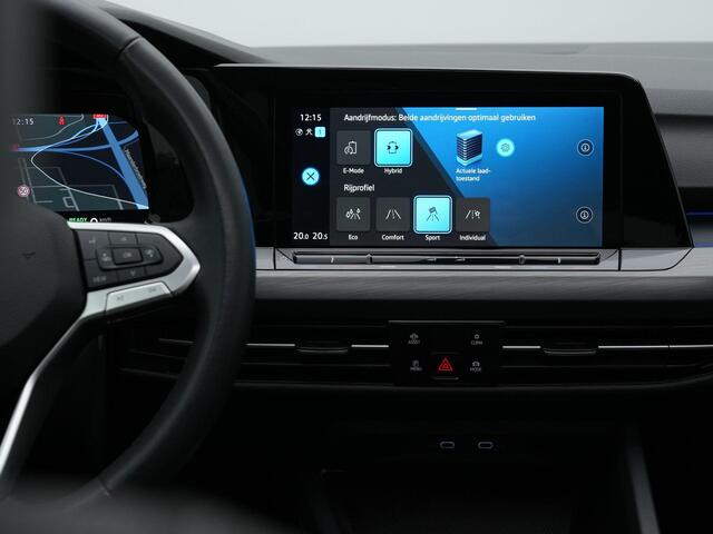 Volkswagen GOLF 1.4 eHybrid 204 pk Style | Panoramadak | Geheugen-/massagestoel | Adaptive Cruise | Navigatie | Side Assist