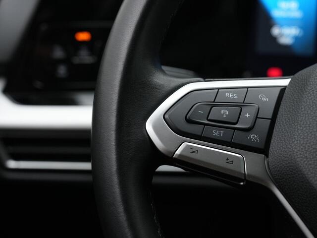 Volkswagen GOLF 1.5 TSI 130 pk Life | Geheugen-/massagestoel | Adaptive Cruise | Navigatie | Side Assist | Carplay | Keyless Entry