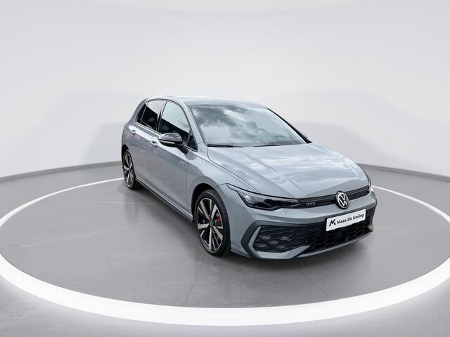 Volkswagen GOLF 1.5eHybrid 200kW/272PK Black Style GTE · Camera · Trekhaak · Head-up display · Apple/Android Car Play · Garantie t/m 25-05-2030 of 100.000km
