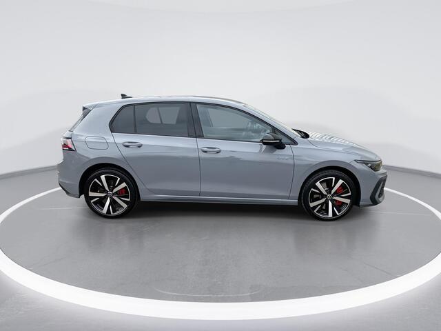 Volkswagen GOLF 1.5eHybrid 200kW/272PK Black Style GTE · Camera · Trekhaak · Head-up display · Apple/Android Car Play · Garantie t/m 25-05-2030 of 100.000km