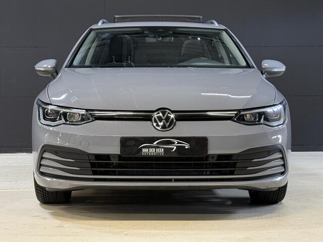 Volkswagen GOLF Variant 1.0 eTSI Life | Massage | Pano | IQ Light | Apple Carplay