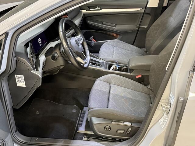 Volkswagen GOLF Variant 1.0 eTSI Life | Massage | Pano | IQ Light | Apple Carplay