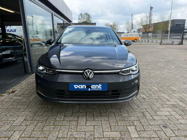 Volkswagen GOLF 1.4 eHybrid Style Volkswagen Golf 1.4 eHybrid Style BOMVOL OPTIES!