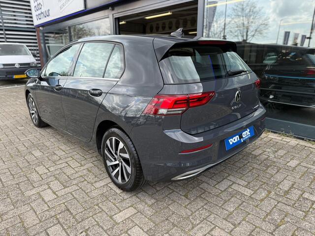 Volkswagen GOLF 1.4 eHybrid Style Volkswagen Golf 1.4 eHybrid Style BOMVOL OPTIES!