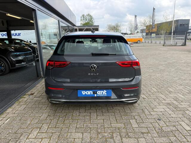 Volkswagen GOLF 1.4 eHybrid Style Volkswagen Golf 1.4 eHybrid Style BOMVOL OPTIES!