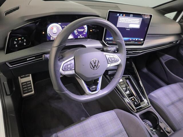 Volkswagen GOLF 1.5 eHybrid GTE 272 PK DSG PHEV | Panorama dak | Head up Display | 18" LM velgen | 360 graden camera |