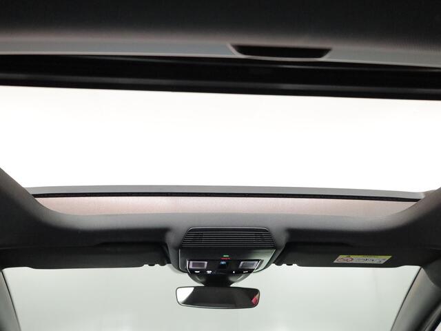 Volkswagen GOLF 1.5 eHybrid GTE 272 PK DSG PHEV | Panorama dak | Head up Display | 18" LM velgen | 360 graden camera |