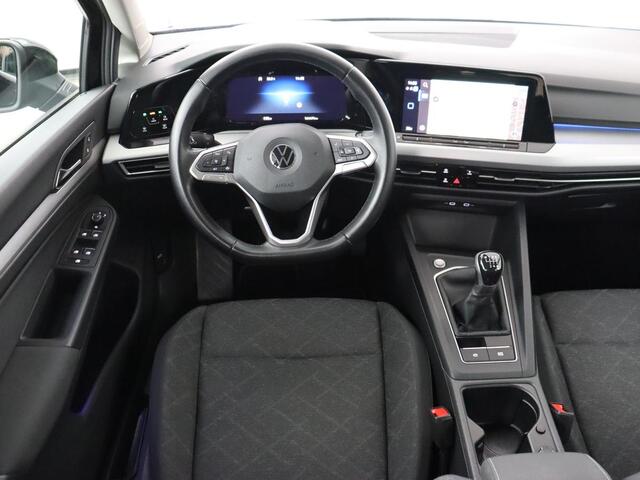 Volkswagen GOLF 1.0 TSI Life | Carplay | Navigatie | Adaptive cruise | Full LED | Digital Cockpit | Sfeerverlichting | Climate control | Bluetooth | Parkeerhulp