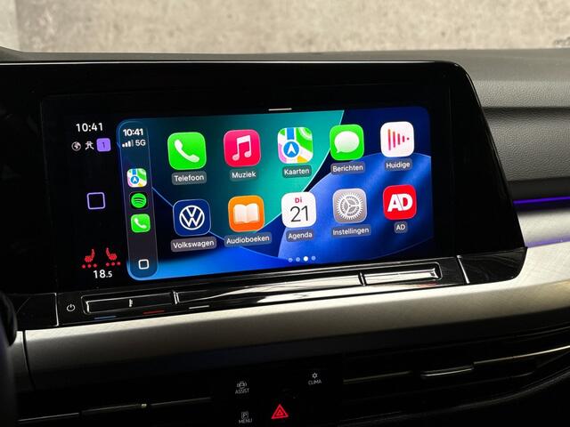 Volkswagen GOLF 1.5 TSI Sport (4 CILINDER, APPLE CARPLAY, GROOT NAVI, STUUR/STOELVERWARMING, KEYLESS, GETINT GLAS, PARKEERSENSOREN, NIEUWE APK, NIEUWSTAAT)