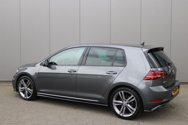 Volkswagen GOLF 1.5 TSI 150PK Highline Business R Navigatie/Camera/Stoelverwarming/Adaptive-cruisecontrol