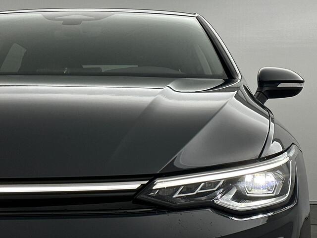 Volkswagen GOLF Life Edition Plug in Hybride 204 pk