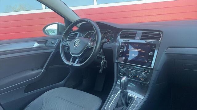 Volkswagen GOLF 1.0 TSI Comfortline AUTOMAAT / CARPLAY / NAVI / CLIMA / PDC / BLUETOOTH / ACC / DAB+ / NL-AUTO
