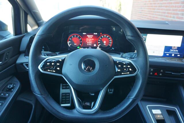 Volkswagen GOLF 1.5 eTSI DSG R-Line Camera | ECC | Stoelverw. | LED *All in prijs*