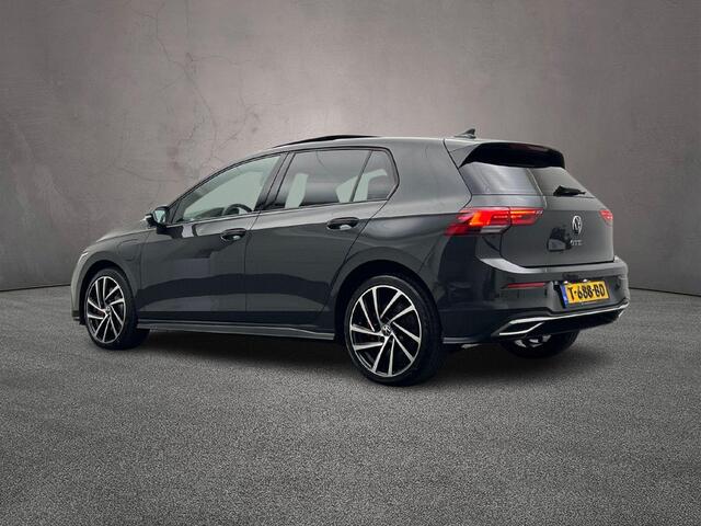Volkswagen GOLF GTE 1.4 TSI eHybrid 245pk DSG Automaat Panoramadak, Adaptive cruise control, Navigatie, Stoelverwarming, Head up display, Achteruitrijcamera