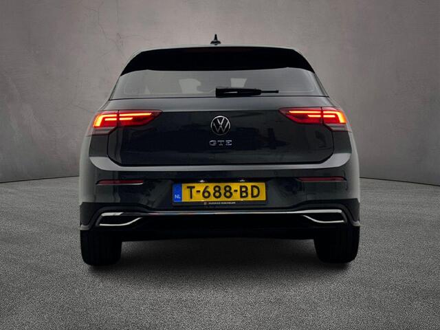 Volkswagen GOLF GTE 1.4 TSI eHybrid 245pk DSG Automaat Panoramadak, Adaptive cruise control, Navigatie, Stoelverwarming, Head up display, Achteruitrijcamera