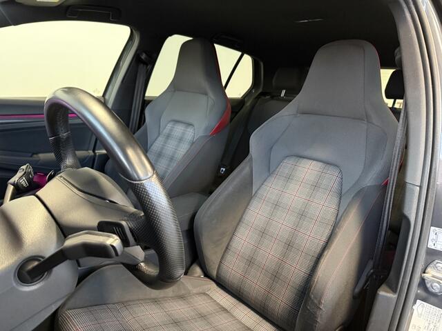 Volkswagen GOLF 8 GTI 2.0 TSI