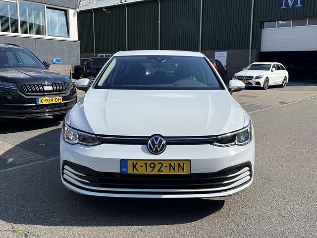 Volkswagen GOLF 1.0 eTSI Life Business AUTOMAAT| ADAPTIVE CRUISE CONTROL| STOEL+ STUURVERWARMING| APPLE CARPLAY/ ANDROID AUTO| 18 INCH HOOGLANS ZWARTE VELGEN| BTW| RIJKLAAPRIJS INCL. 12 MND BOVAG GARANTIE