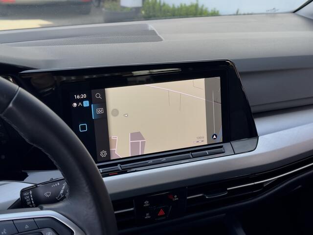Volkswagen GOLF 1.5 TSI R-LINE NAVI DIGI-DASH APPLE-CARPLAY LED LMV PDC