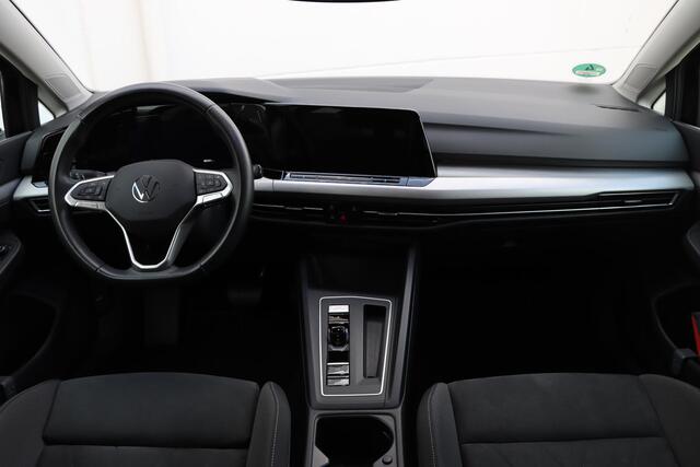Volkswagen GOLF Variant 1.0 eTSI Life Business | Memory | Adaptive | Carplay