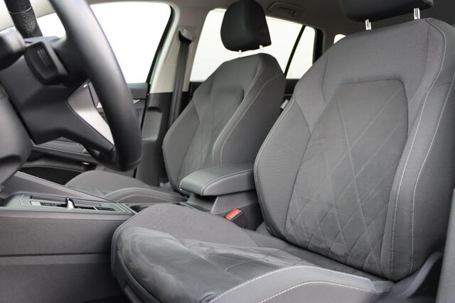 Volkswagen GOLF Variant 1.0 eTSI Life Business | Memory | Adaptive | Carplay