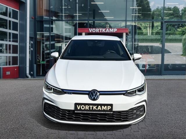 Volkswagen GOLF 1.4 TSI GTE LED/PDC/ACC/STOEL+STUURVERW/NAVI/CARPLAY