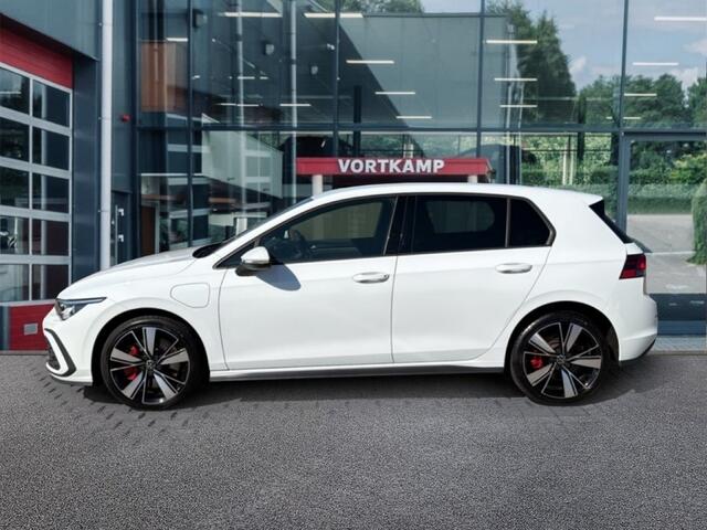 Volkswagen GOLF 1.4 TSI GTE LED/PDC/ACC/STOEL+STUURVERW/NAVI/CARPLAY