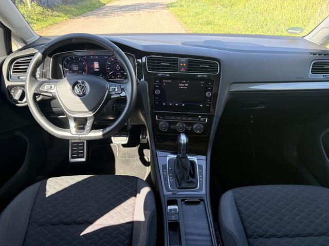 Volkswagen GOLF 1.4 TSI Highline Business R / AUTOMAAT / NAVI / CARPLAY / 93dkm!
