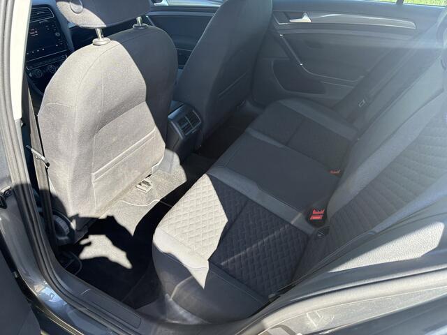 Volkswagen GOLF 1.4 TSI Highline Business R / AUTOMAAT / NAVI / CARPLAY / 93dkm!