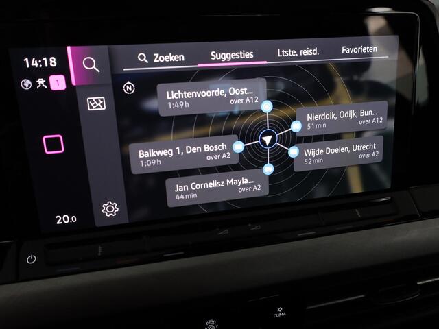 Volkswagen GOLF 1.0 TSI Life 110PK | Sfeerverlichting | Clima | Parkeersensoren | Lichtmetaal |