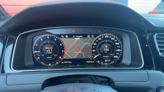 Volkswagen GOLF 1.0 TSI Highline Business R R-LINE BINNEN-BUITEN / FULL LED / KEYLESS / CAMERA / CARPLAY / NAVI / CLIMA / PDC / BLUETOOTH / ACC / NL-AUTO