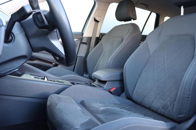 Volkswagen GOLF Variant 1.0 eTSI Life Business 110pk | Adaptive | Stoel- en Stuurverwarming