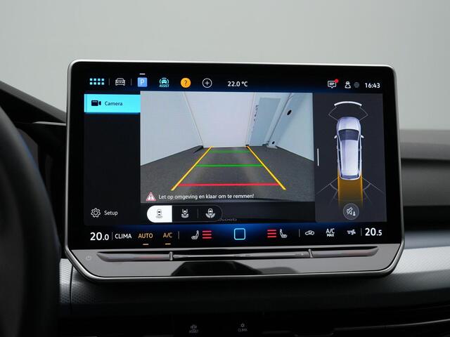 Volkswagen GOLF Variant 1.5 eTSI 150 pk Life Goal Edition | Trekhaak | Stuur-/stoelverwarming | Achteruitrijcamera | Adaptive Cruise | Navigatie