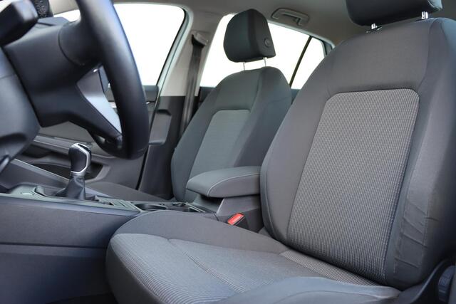 Volkswagen GOLF 1.0 TSI 90pk | Keyless | PDC