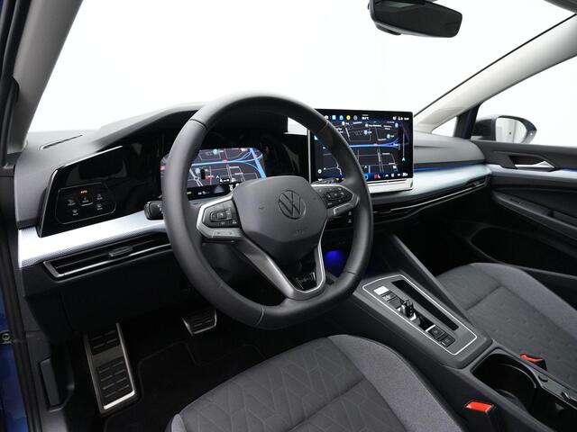 Volkswagen GOLF 1.5 eTSI 150 pk DSG Life Goal Edition | Trekhaak | IQ Light | Achteruitrijcamera | Adaptive Cruise | Stuur-/stoelverwarming