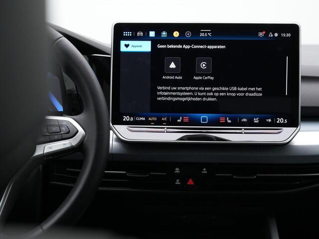 Volkswagen GOLF 1.5 eTSI 150 pk DSG Life Goal Edition | Trekhaak | IQ Light | Achteruitrijcamera | Adaptive Cruise | Stuur-/stoelverwarming