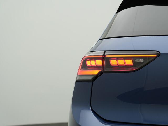 Volkswagen GOLF 1.5 eTSI 150 pk DSG Life Goal Edition | Trekhaak | IQ Light | Achteruitrijcamera | Adaptive Cruise | Stuur-/stoelverwarming