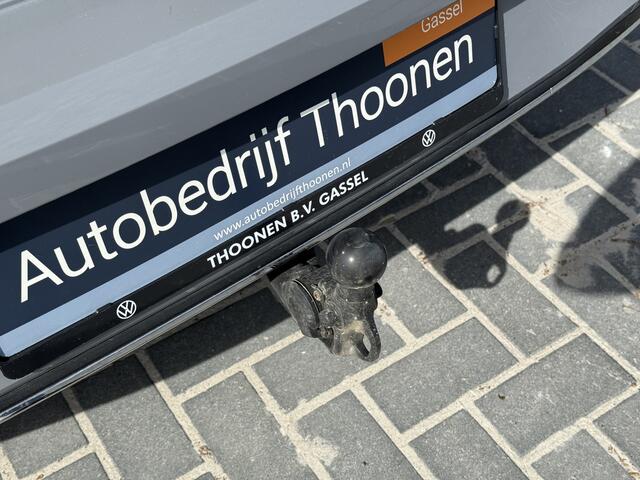 Volkswagen GOLF 1.4 eHybrid GTE | Trekhaak | HUD | Pano