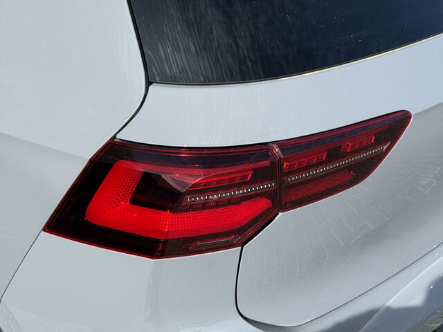 Volkswagen GOLF 1.4 eHybrid GTE | Trekhaak | HUD | Pano