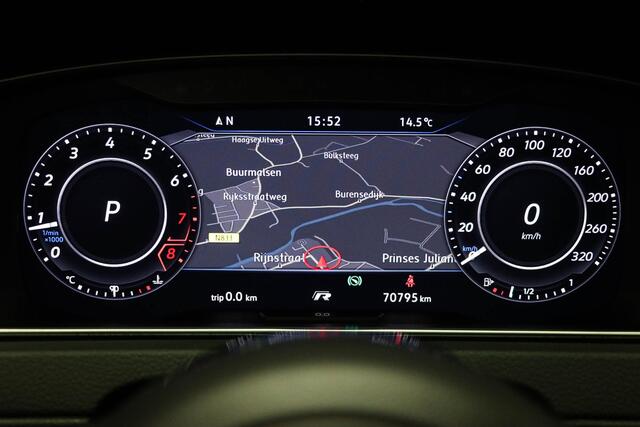 Volkswagen GOLF 2.0 TSI 4Motion R | PANORAMADAK | VW DEALER ONDERHOUDEN | 19"